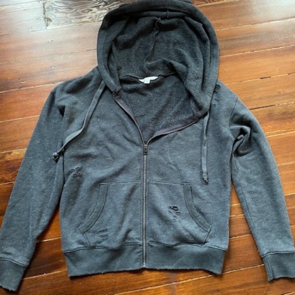 AE junior's distressed zip hoodie M